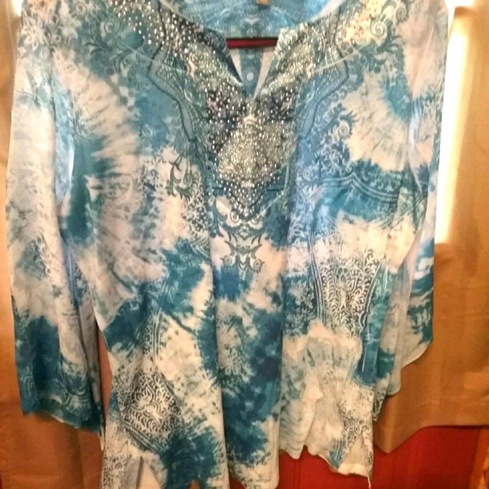 M collection white and blue embellished tunic